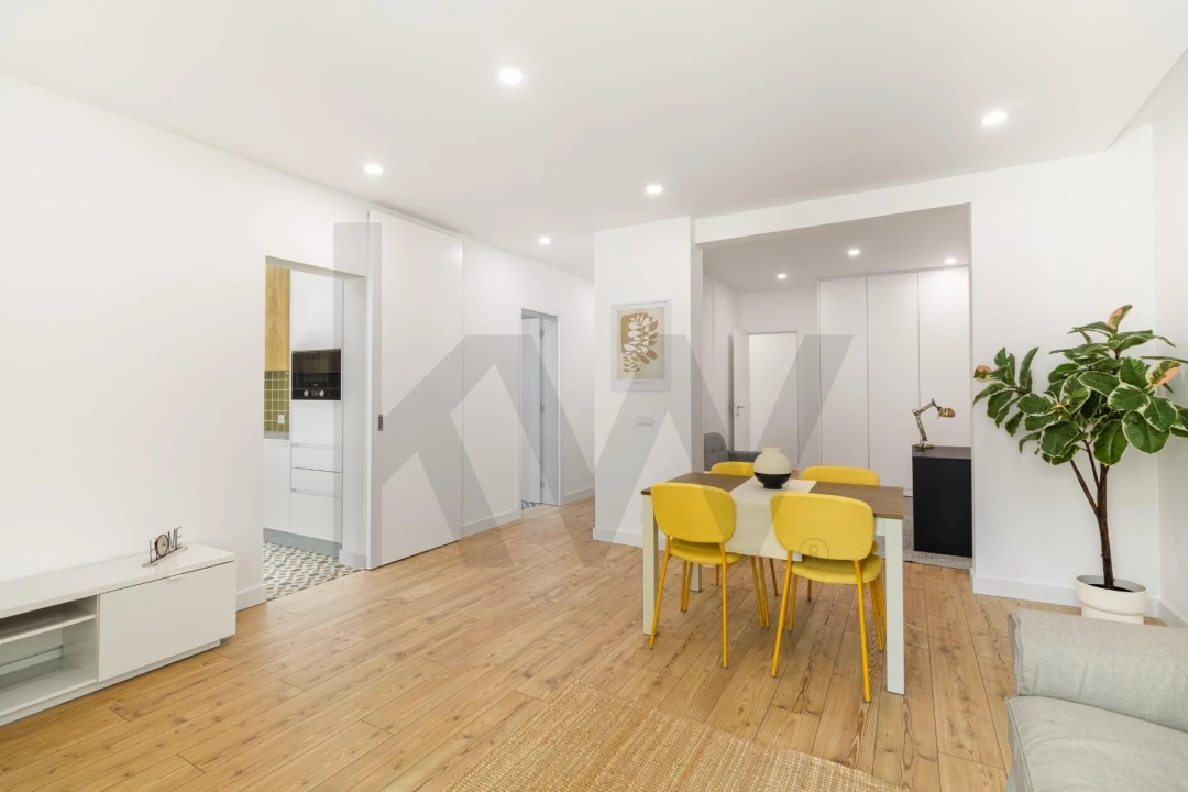 Apartamento T3 para Venda em Santo António Foto 13