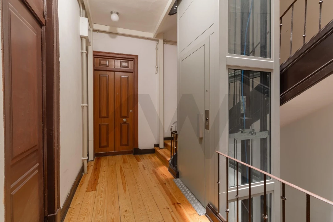 Apartamento T3 para Venda em Santo António Foto 2
