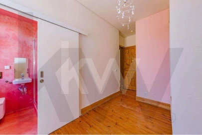Apartamento T5 para Arrendamento em Penha de França
