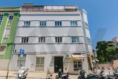 Apartamento T5 para Arrendamento em Penha de França