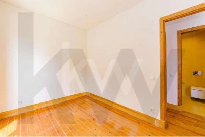 Apartamento T5 para Arrendamento em Penha de França