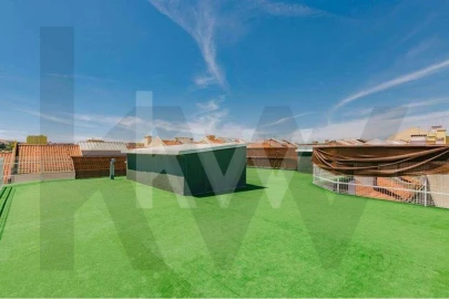 Apartamento T5 para Arrendamento em Penha de França