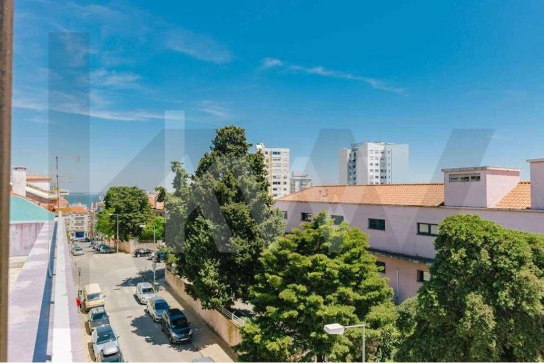 Apartamento T5 para Arrendamento em Penha de França Foto 50