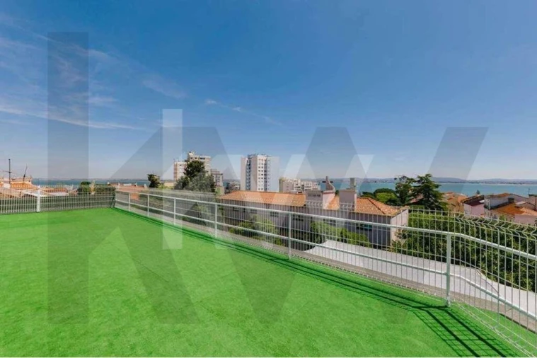 Apartamento T5 para Arrendamento em Penha de França Foto 61