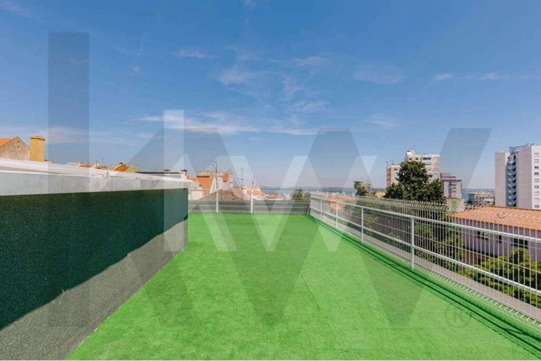 Apartamento T5 para Arrendamento em Penha de França Foto 62