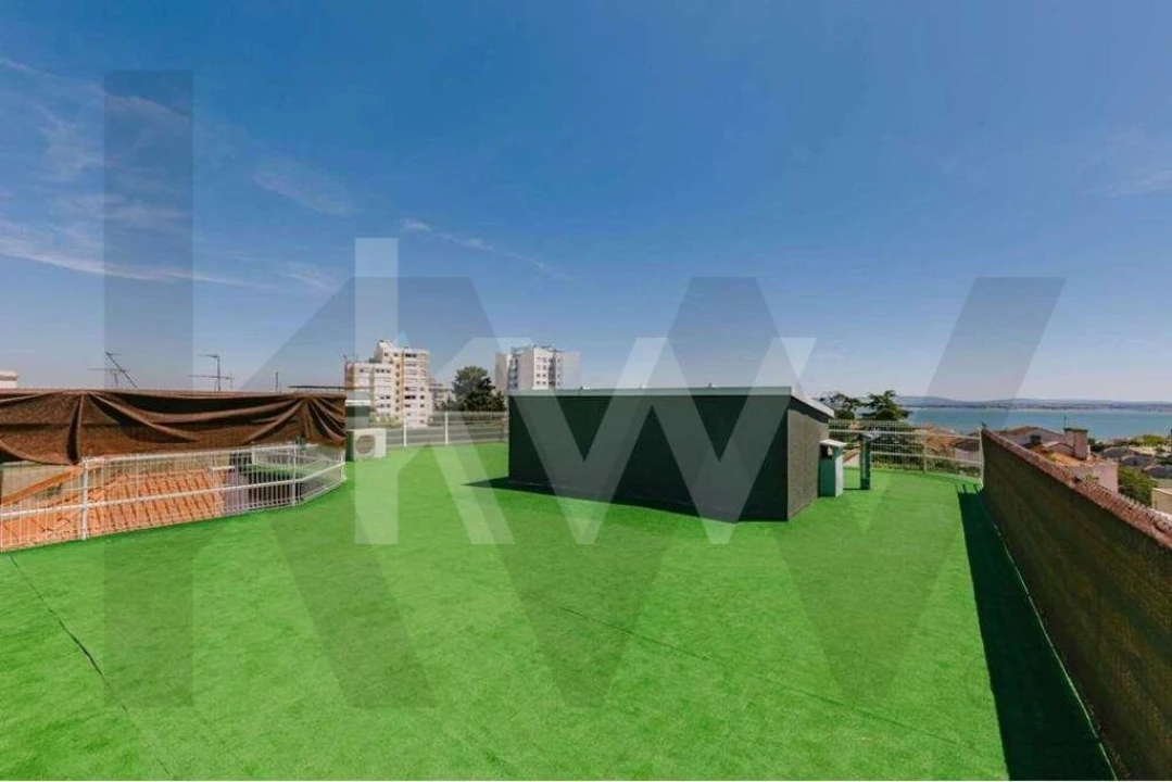 Apartamento T5 para Arrendamento em Penha de França Foto 63