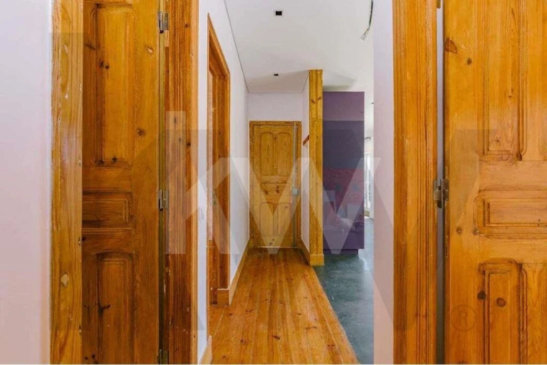 Apartamento T5 para Arrendamento em Penha de França Foto 19