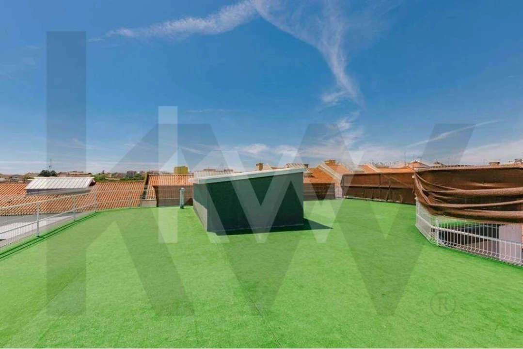 Apartamento T5 para Arrendamento em Penha de França Foto 60