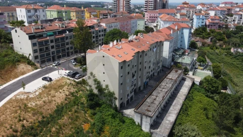 Garagem para Venda em Santo Antonio dos Olivais