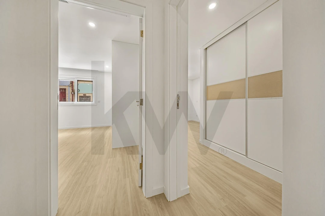 Apartamento T2 para Venda em Cedofeita, Santo Ildefonso, Sé, Miragaia, São Nicolau e Vitória Foto 37