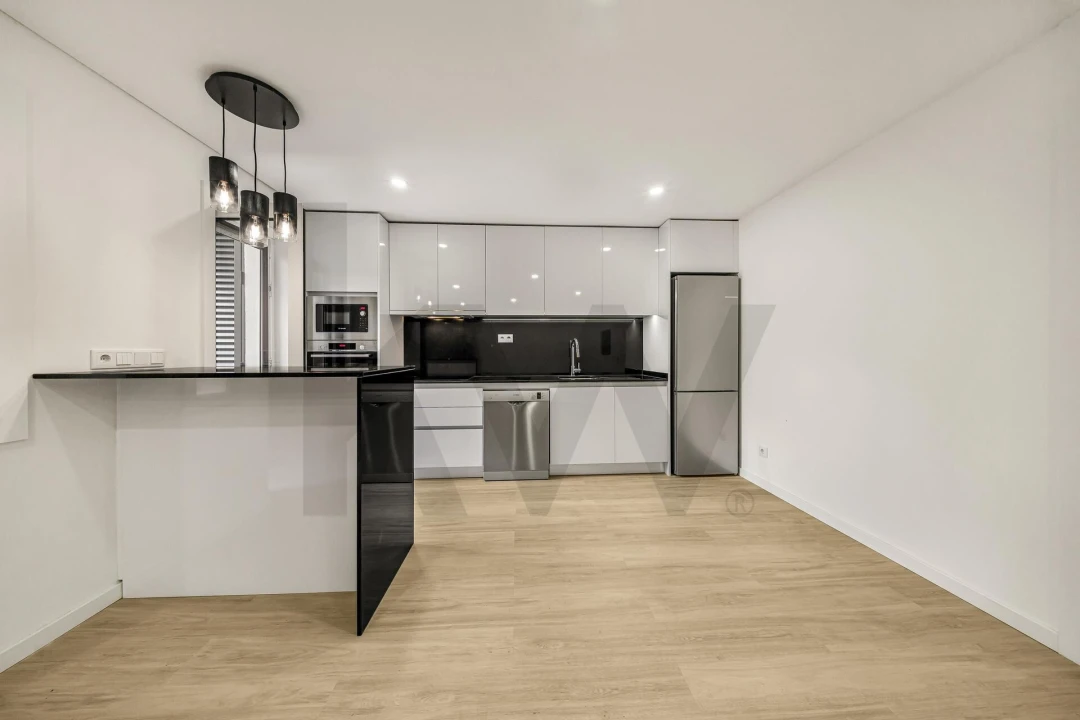 Apartamento T2 para Venda em Cedofeita, Santo Ildefonso, Sé, Miragaia, São Nicolau e Vitória Foto 26