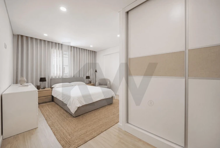 Apartamento T2 para Venda em Cedofeita, Santo Ildefonso, Sé, Miragaia, São Nicolau e Vitória Foto 24