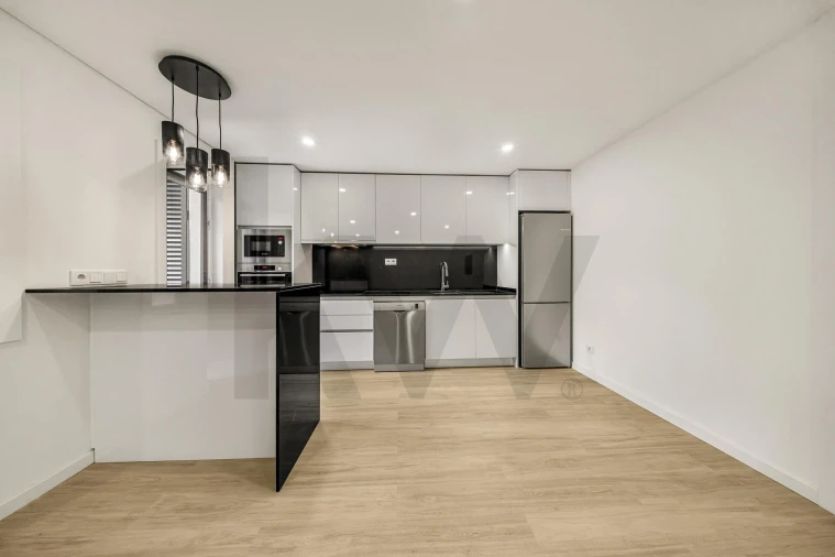 Apartamento T2 para Venda em Cedofeita, Santo Ildefonso, Sé, Miragaia, São Nicolau e Vitória Foto 26