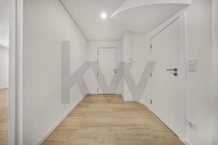 Apartamento T2 para Venda em Cedofeita, Santo Ildefonso, Sé, Miragaia, São Nicolau e Vitória Foto 31