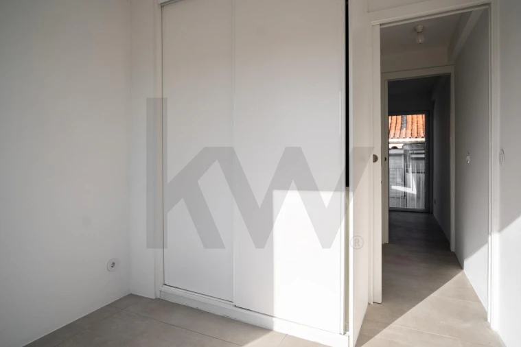 Moradia T2 para Venda em São Domingos de Rana Foto 17