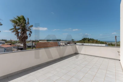 Moradia T4 para Venda em A dos Cunhados e Maceira
