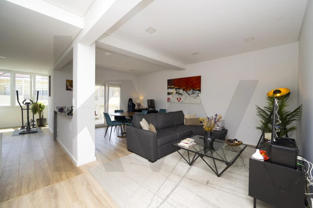 Apartamento T3 para Venda em Almada, Cova da Piedade, Pragal e Cacilhas Foto 9