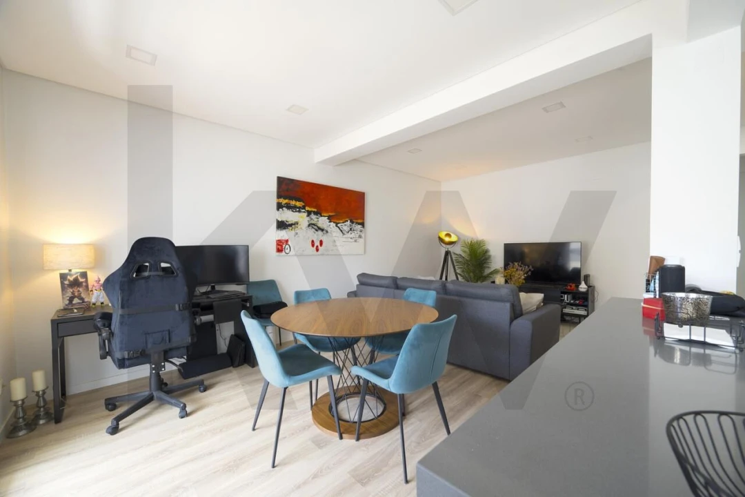 Apartamento T3 para Venda em Almada, Cova da Piedade, Pragal e Cacilhas Foto 8
