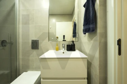 Apartamento T3 para Venda em Almada, Cova da Piedade, Pragal e Cacilhas