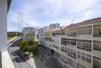 Apartamento T3 para Venda em Almada, Cova da Piedade, Pragal e Cacilhas