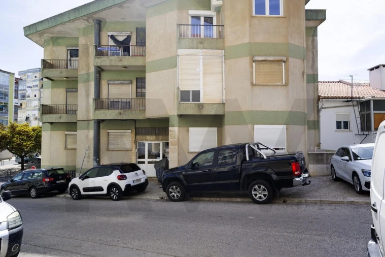 Apartamento T3 para Venda em Almada, Cova da Piedade, Pragal e Cacilhas Foto 31