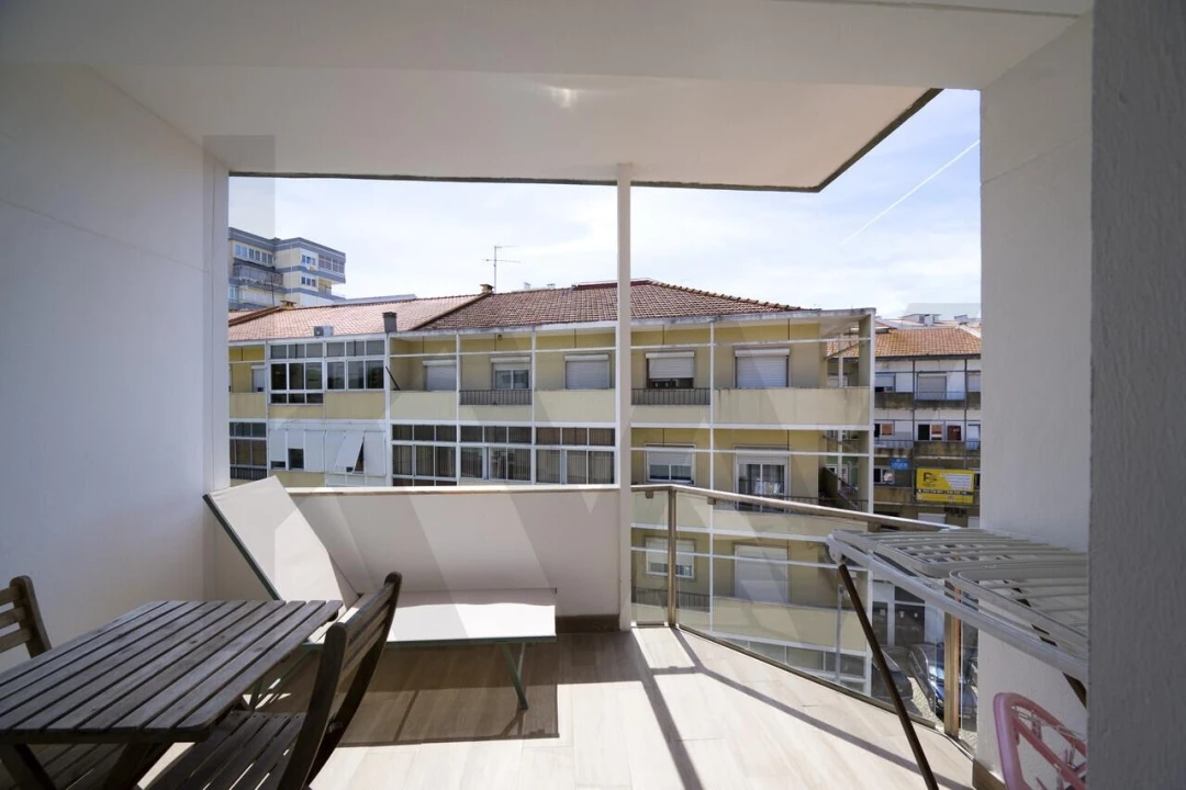 Apartamento T3 para Venda em Almada, Cova da Piedade, Pragal e Cacilhas Foto 16