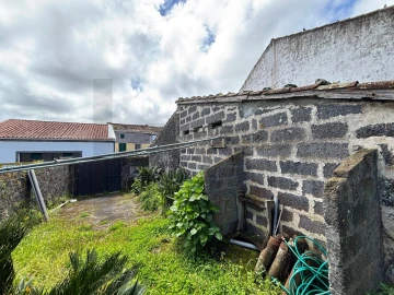 Terreno para Venda em Ribeirinha