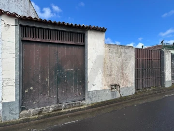 Terreno para Venda em Ribeirinha