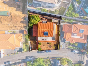 Moradia T4 para Venda em São Martinho