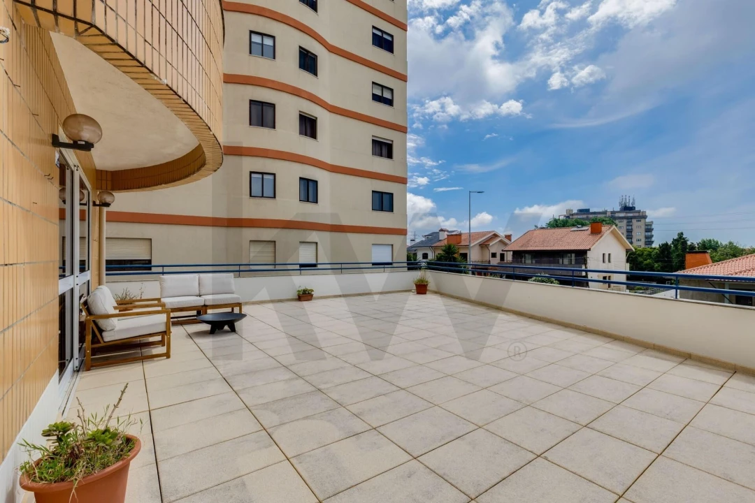 Apartamento T2 para Venda em Santa Marinha e São Pedro da Afurada Foto 1