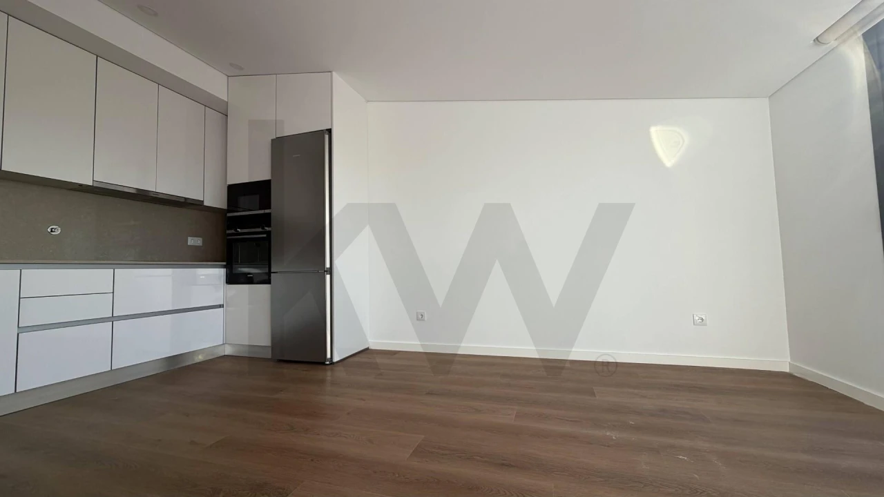Apartamento T1 para Venda em Anta e Guetim Foto 9