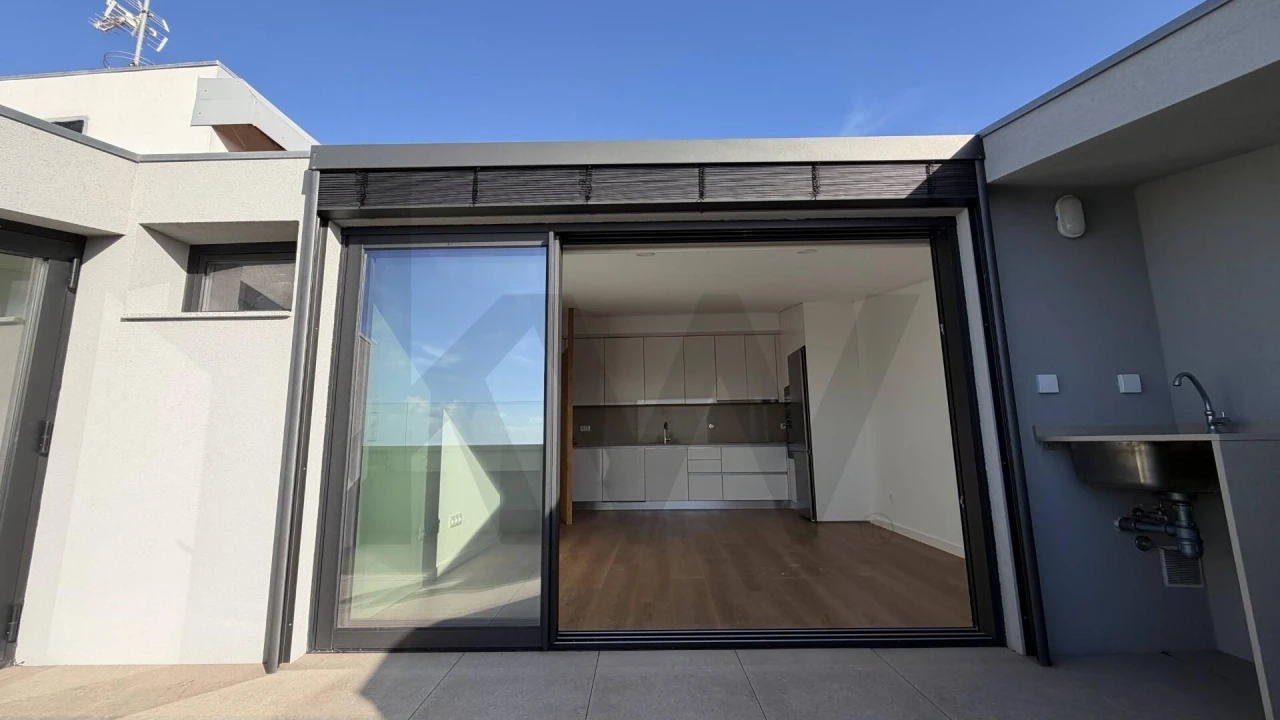 Apartamento T1 para Venda em Anta e Guetim Foto 8