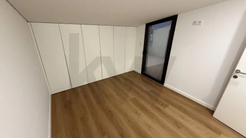 Apartamento T1 para Venda em Anta e Guetim