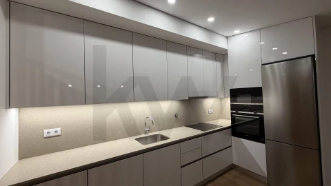 Apartamento T1 para Venda em Anta e Guetim