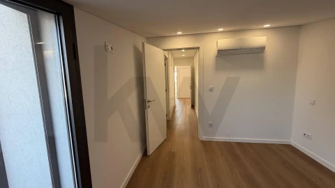 Apartamento T1 para Venda em Anta e Guetim