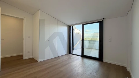 Apartamento T1 para Venda em Anta e Guetim