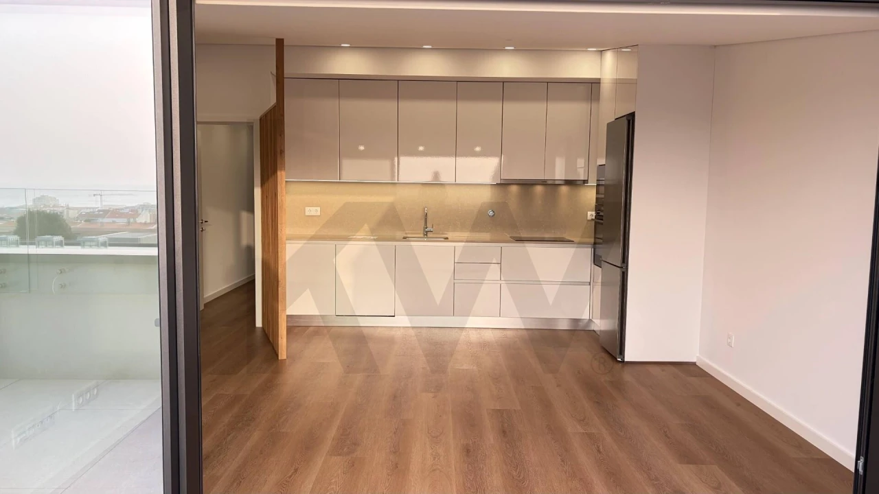 Apartamento T1 para Venda em Anta e Guetim Foto 12