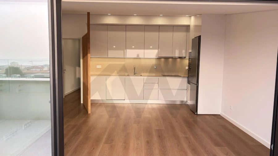 Apartamento T1 para Venda em Anta e Guetim Foto 12