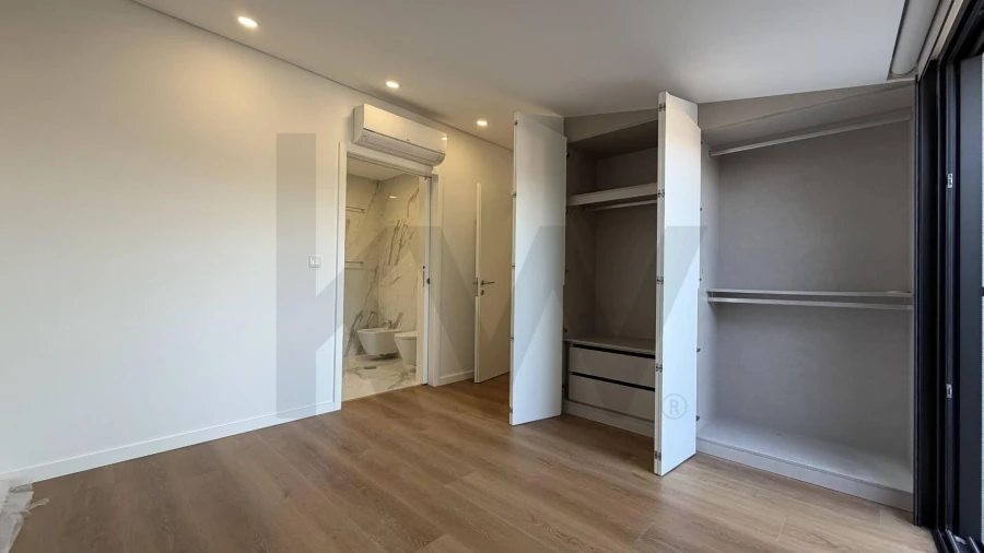 Apartamento T1 para Venda em Anta e Guetim Foto 23