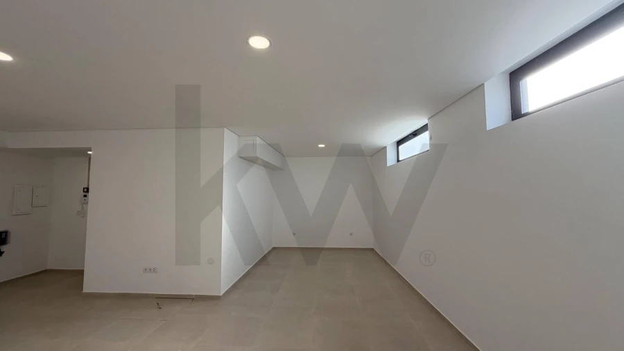 Apartamento T1 para Venda em Anta e Guetim Foto 33