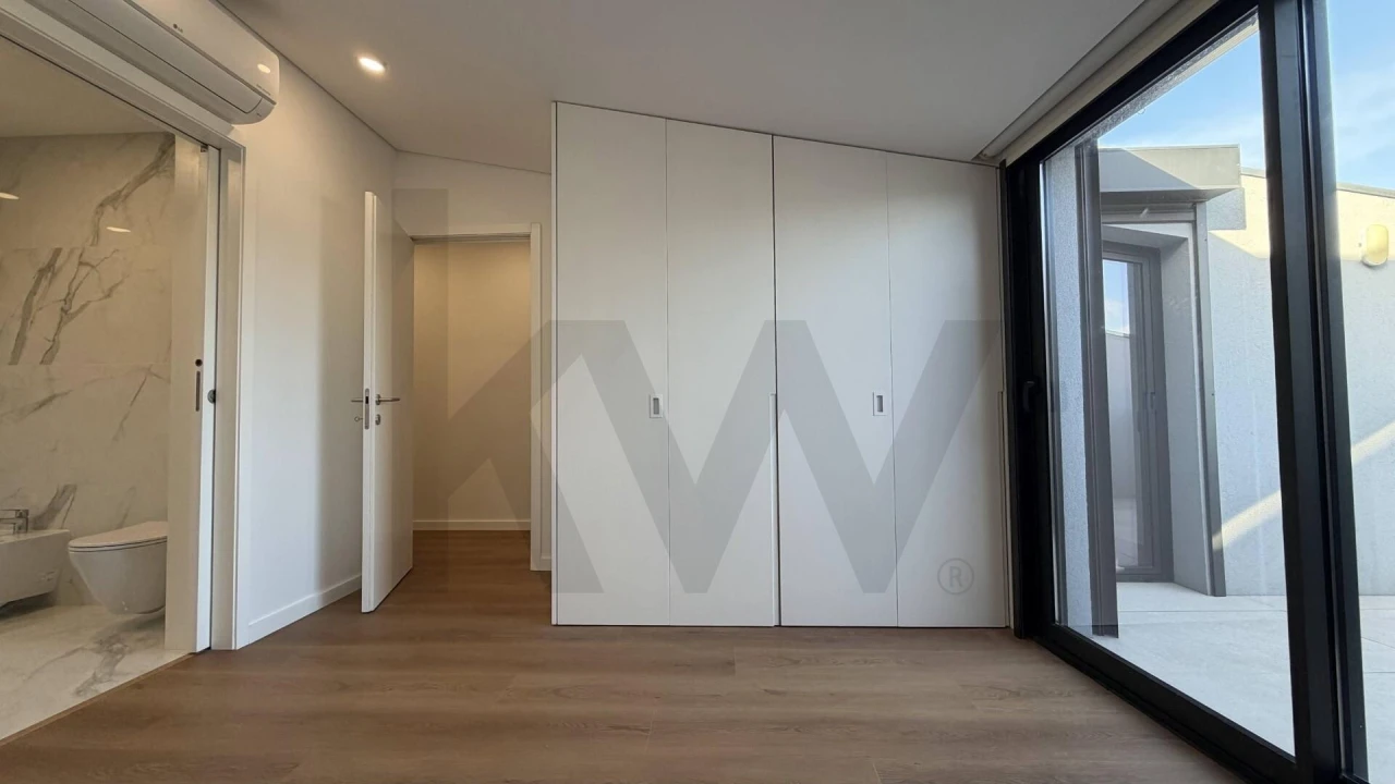 Apartamento T1 para Venda em Anta e Guetim Foto 25