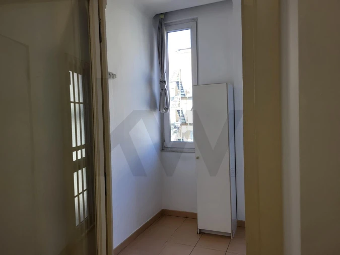 Apartamento T2 para Venda em Arroios Foto 29