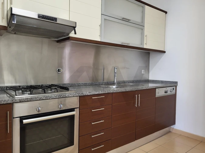 Apartamento T2 para Venda em Arroios Foto 28