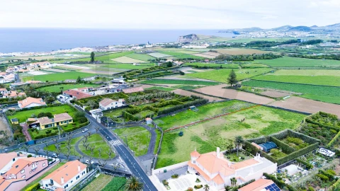 Terreno para Venda em Rabo de Peixe