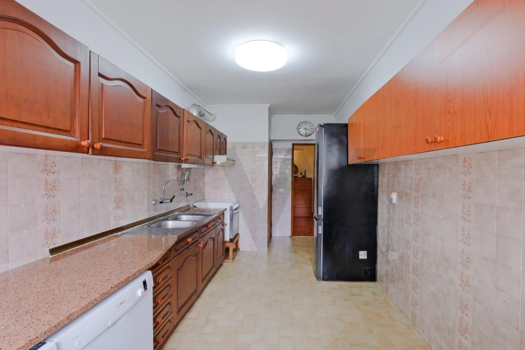 Apartamento T3 para Venda em Benfica Foto 12