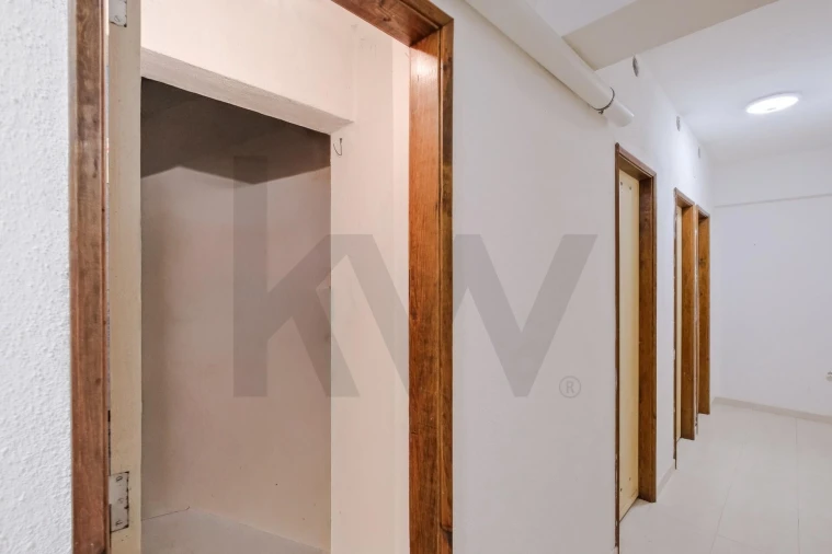 Apartamento T3 para Venda em Benfica Foto 30