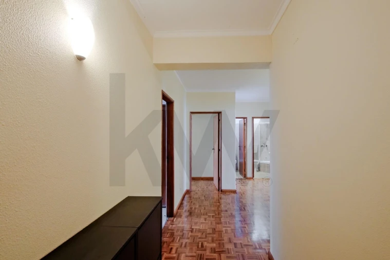 Apartamento T3 para Venda em Benfica Foto 16