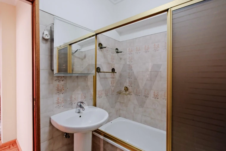 Apartamento T3 para Venda em Benfica Foto 20