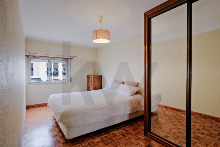Apartamento T3 para Venda em Benfica Foto 17