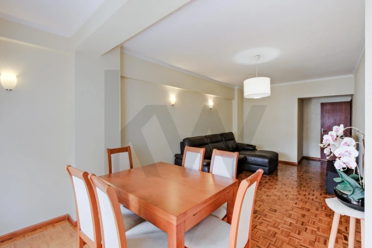 Apartamento T3 para Venda em Benfica Foto 6